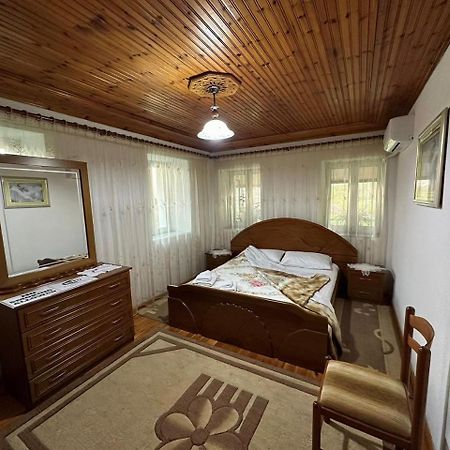 Geri Guesthouse จีโรคาสเตอร์ ภายนอก รูปภาพ