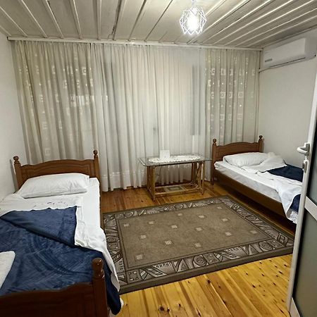Geri Guesthouse จีโรคาสเตอร์ ภายนอก รูปภาพ